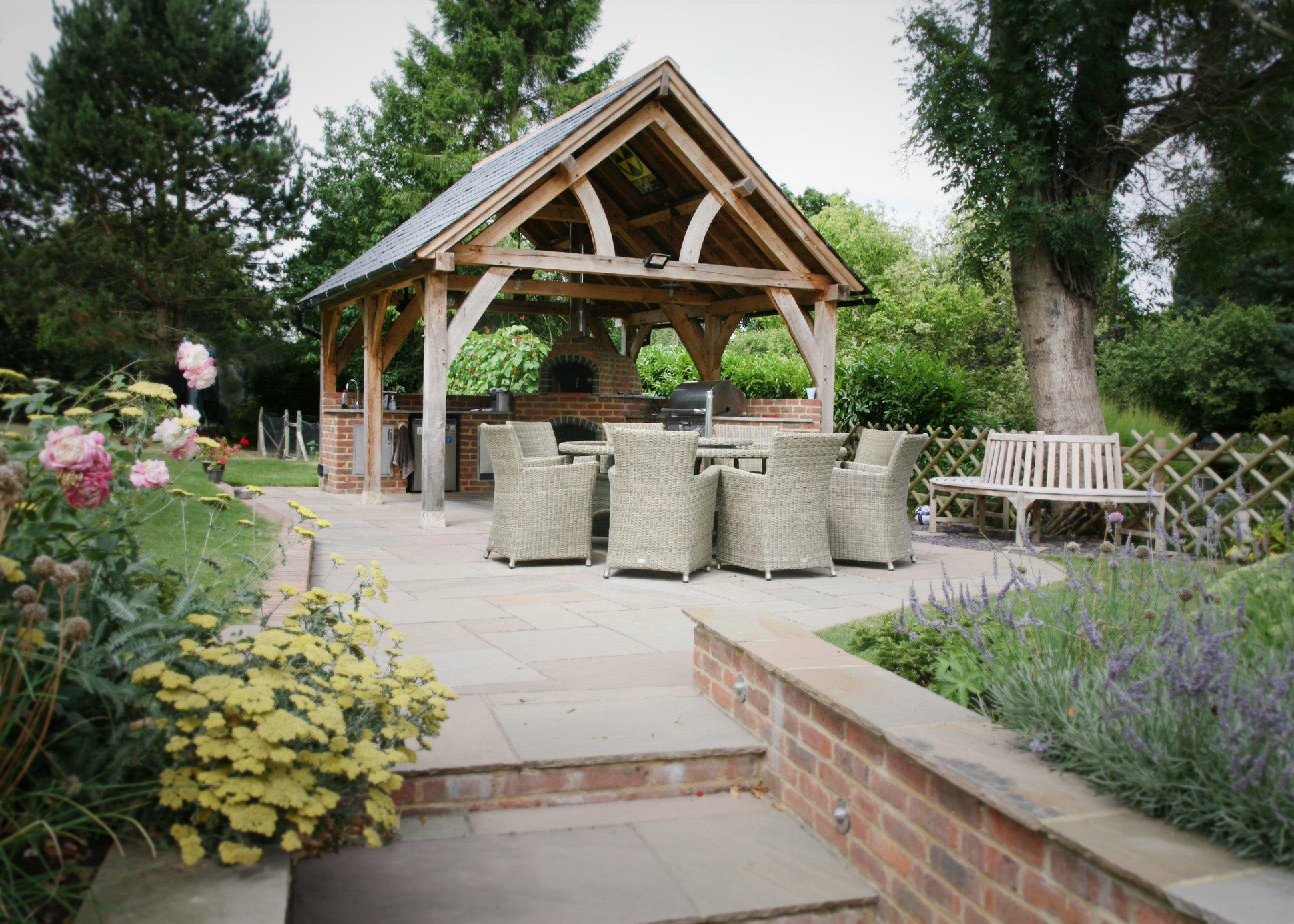 The Radcliffe Oak Gazebo and Seating Area